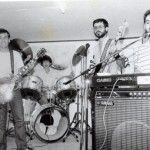 REGIÓ 7 Foto al local d’assaig (1984) Pere Farrés, Amadeu Sabata, JAume Fíguls, Lluís Mas
