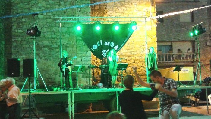 GRANYENA DE SEGARRA (la Segarra) Ball Festa Major ·  Jaume Fíguls, Marcel Grífol, Francesc Sadurní, Laura Martín 13/09/2014