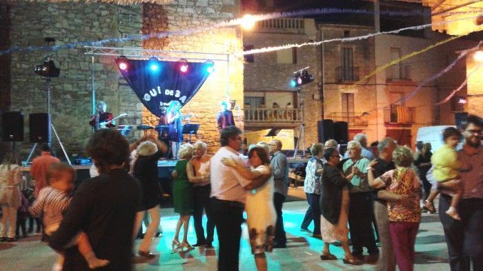 GRANYENA DE SEGARRA (la Segarra) Ball Festa Major ·  Jaume Fíguls, Marcel Grífol, Francesc Sadurní, Laura Martín 13/09/2014