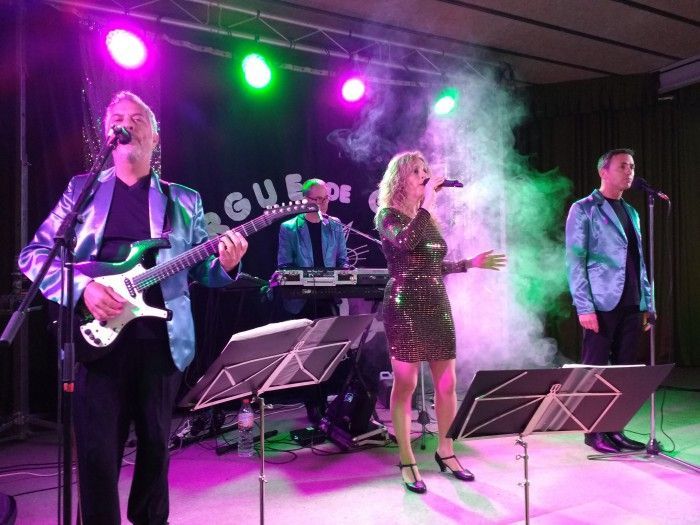 06/05/2017 – MOSQUEROLES (Vallès Oriental) – Ball Festa Major Marcel, Jaume, Lourdes, Francesc)