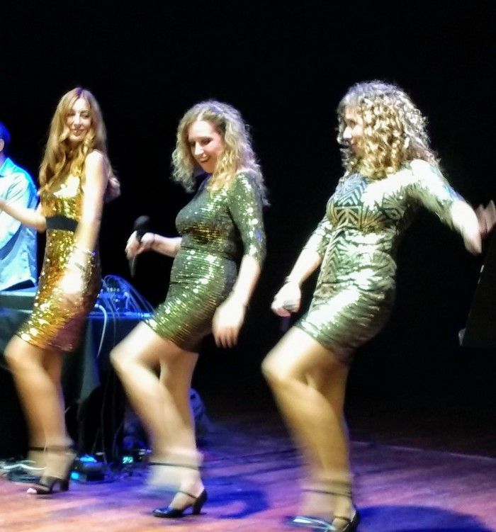 12/10/2017 – VILANOVA DEL CAMÍ (l'Anoia) – Ball Festa Major (Jaume, Francesc, Rita, Lourdes, Cris)