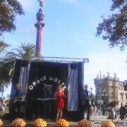 BARCELONA (Colom, Rambla, Port Vell) Ball Festa Gent Gran Disctricte Ciutat Vella amb Orgue de Gats Quartet · 07/10/2016