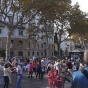 BARCELONA (Colom, Rambla, Port Vell) Ball Festa Gent Gran Disctricte Ciutat Vella amb Orgue de Gats Quartet · 07/10/2016