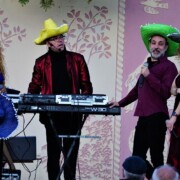 ESPARREGUERA · Festa + 65 · Diumenge 4 octubre 2020 · Espectacle "Varie-Gats"