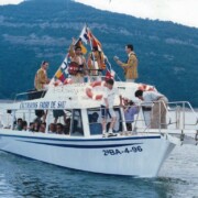VILANOVA DE SAU (Osona) · Inauguració de la barca "El fadrí de Sau" Orgue de Gats posant música a la festa · 15/06/1996