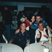 GUADALAJARA (Castilla-La Mancha) Actuació a un parell d'urbanitzacions el 13 i 14 d'agost de 2001 · A la foto Jaume Fíguls i Sònia del Toro amb l'actor Pepe Carabias, la seva parella i Juan A. Muñoz de CRUZ Y RAYA i la seva parella.
