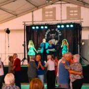 CALLDETENES (Osona) espectacle Varie-Gats + Ball Festa Major · 24/09/2024
