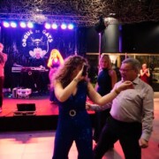 GOLMÉS (Pla d'Urgell) · Ball de Gala Cap d'Any · Restaurant Resquitx · 31/12/2024