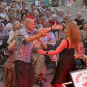 L'HOSPITALET DE LLOBREGAT · Festa Major Barri del Centre · Espectacle Varie-Gats· 21/06/26